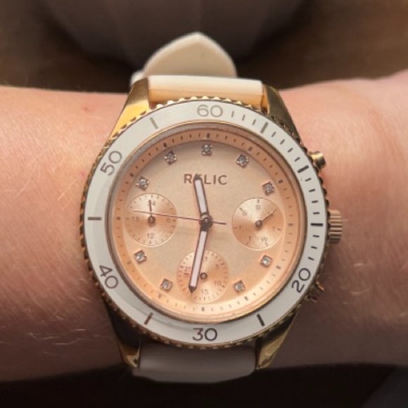 Relic Accessories - Relic Women’s crystal accent watch Rose Gold/Pink Band
